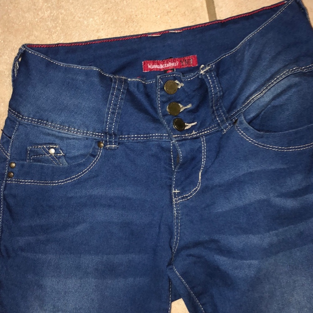 YMI BootyLifting Jeans